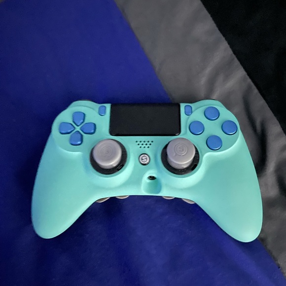 PlayStation 4 Scuf impact